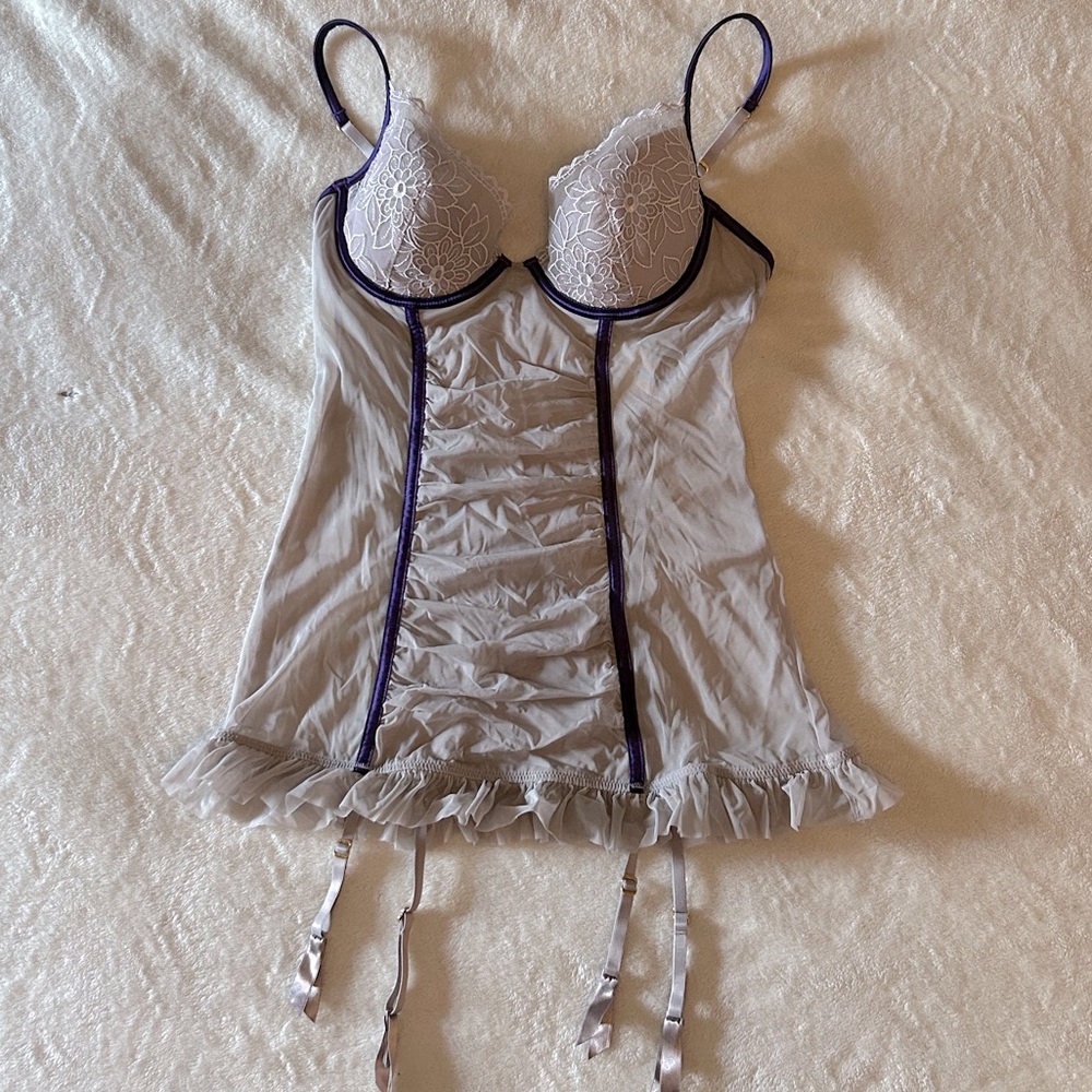 NWOT Victoria’s Secret chemise lingerie size 36B